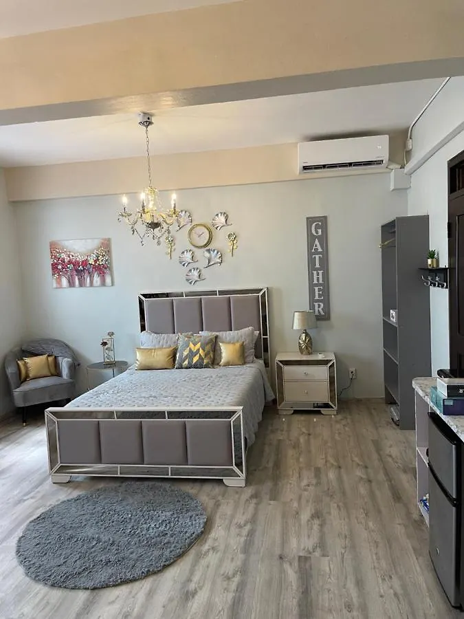 The Balconies Studio, The Marilyn Suite & The Crystal Apartment At Casa Of Essence In Old San Juan